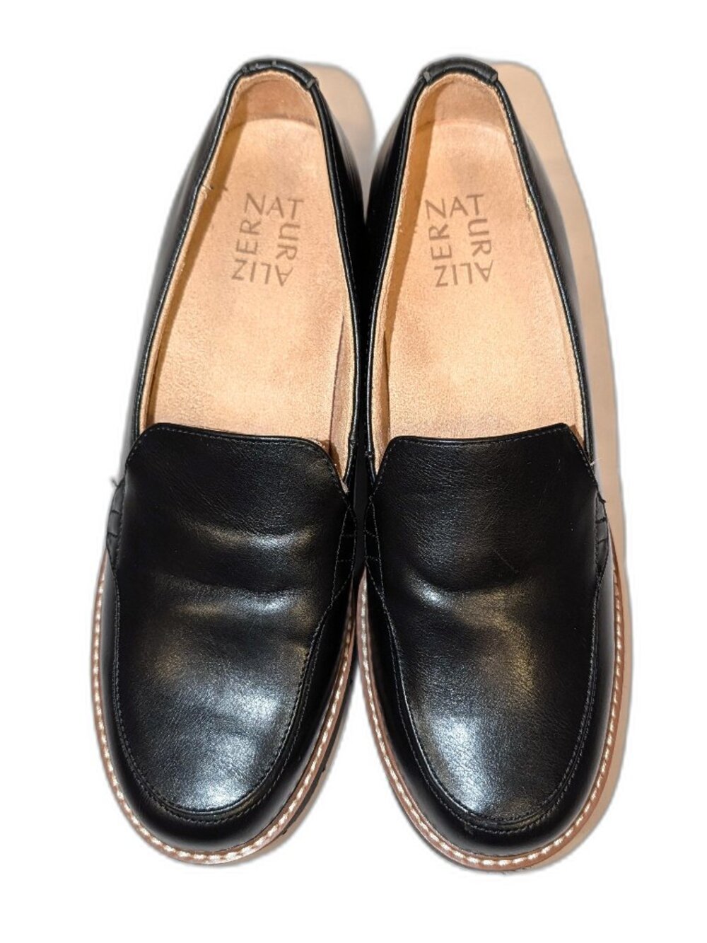 Naturalizers | Cabaret Loafers in Black | Size 7.5 - Picture 2 of 11